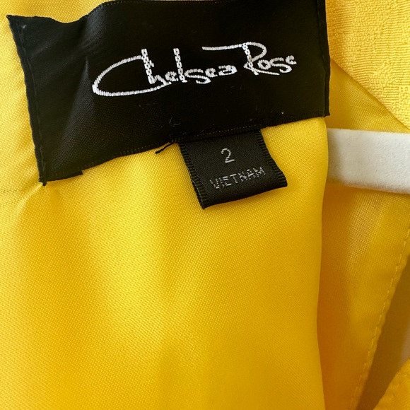 Yellow Sheath Dress - Size 2 - Picture 4 of 4